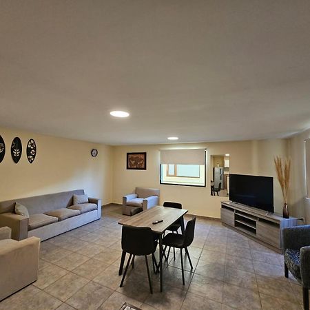 Terminal Suites El Calafate Ngoại thất bức ảnh